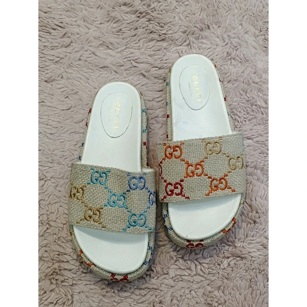 Gucci platform slide